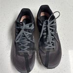 On Running cloud flow size 7 women’s peach grey Gray Photo 1