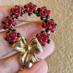 Avon rose wreath gold tone vintage brooch Photo 6