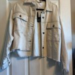 No Boundaries  Cream Jacket Cropped Design‎ Photo 0