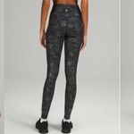Lululemon ‎ Size 6 Wunder Train High Rise Tight Black Iridescent Foil Full Length Photo 11
