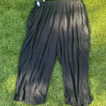 Jessica London Size 22/24W  Black Stretch Capri Pants Photo 0