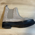 Aerosoles  CAMILA Taupe Suede Chelsea Boots Womens Size 8M Platform Lug Sole Photo 5