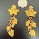 Vintage 80s CASUAL CORNER Goldtone Autumn Fall Leaves Acorns Dangle Earrings 25g Gold Photo 4