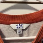 JoyLab  Cheetah Leppard Purple & Orange Crewneck Photo 3