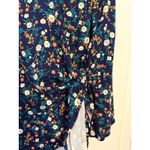 The Vanity Room Womens Navy Floral Wrap Blouse Sleeveless V-Neck Size 1X NWT Photo 2