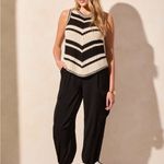 Tribal Jeans Pullover Black & White Sleeveless V Photo 1