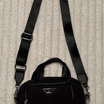 Ellen Tracy mini puffer crossbody tote bag Photo 0