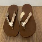 Freewaters Women’s Leather Sandals Size 6.5 Gold Braided Strap Flip Flops Brown Photo 1