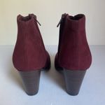 Old Navy Burgundy Suede Ankle Boots Women’s Size 6.5 Fall Style Photo 4