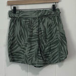 C&C California  Shorts Belt Palm Leaf Resort Coastal Vacation Small Photo 0