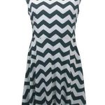Sans Souci  Black White Chevron Sleeveless Dress Stretchy Contemporary SZ L Photo 0