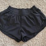 Lululemon Hotty Hot Short 2.5” Photo 0