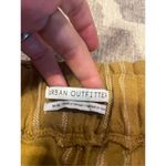 Urban Outfitters  Josie linen blend pull on shorts size medium mustard yellow Photo 4