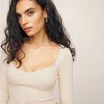 Reformation  Leighton Knit Top Ribbed Long Sleeve Cream Size Medium Photo 1