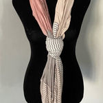 Infinity‎ Scarf Photo 0