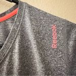 Reebok Women’s Athletic Tee Grey & Apricot PlayDry Short Sleeve Shirt Size Large Photo 2