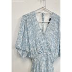 Doe & Rae  Light Blue & White Casual Fitted Waist Slouchy‎ Sleeves Dress - Size S Photo 1