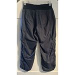 The North Face  MOTION Navy Blue Athletic Capri Pants Joggers Women's Size XS Photo 3