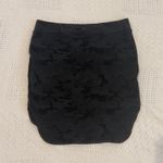 Lululemon  Athletica City skirt 10 camo stretch high low hem SK 3103 Photo 3