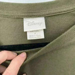 Disney  Hakuna Matata Cropped Shirt Junior Size M Photo 1