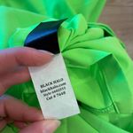 Black Halo NWT  Cooper Sheath Dress One Shoulder Neon Green Puff Sleeve Size 6 Photo 6