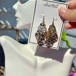 Urban soul earrings gold tone hallowed metal leaves drop tassels Photo 0