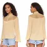 Free People  Crochet Blouse Small On The Island Photo 9