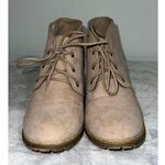 Restricted Fall Booties. Victorian Gothic Chic Tan Women’s 7.5 Photo 1