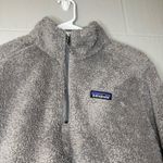 Patagonia  Women’s Los Gatos 1/4 Zip Fuzzy Fleece Pullover in Grey Size Medium Photo 3