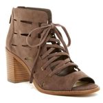 Vince Camuto Vince Camuto Tressa Perforated heeled Cut Out Lace-Up Sandal Booties 7.5 Tan Photo 0