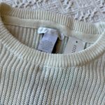 Design History  Modern Gray and White Crew Neck Sweater Photo 4