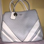 Guess Purse Photo 0