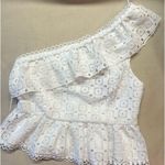 DO+BE  White Top Photo 0