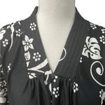 Anthony Richards Black White Floral Hawaiian SS 1/2 Zip Robe Loungewear Medium Photo 2