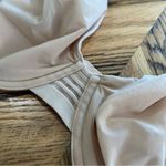 Le Mystère Sheer Illusion T Photo 3