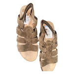 Munro  American Women's Suede Strappy Sandals, size 7 Photo 1