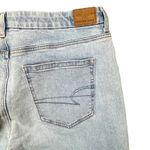 American‎ Eagle Curvy Mom Jeans Light Wash Distressed Ripped Denim Size 14 Blue Photo 4