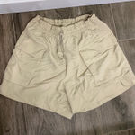 Old Navy  Quick Dry Shorts Women’s  Photo 0