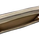 Coach  Off White Zip Around Wallet Photo 4