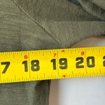 Cinch Chico's ultimate tee size 1 Green Longer Length 3 Button V Neck Cotton Blend Photo 5