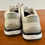 New Balance Light Gray/White Cush Running Shoes Women’s Size 8.5 Photo 1