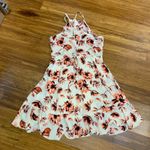 Romeo + Juliet Couture Floral Halter V Photo 3