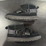 UGG  Classic‎ Ultra Mini Hybrid Boots Women 6 1133471 Photo 3