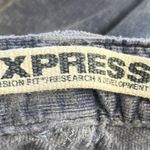 EXPRESS Women’s vintage 90s  low rise flare leg corduroy jeans size 6 Photo 7