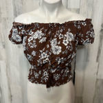 J for Justify  Brown top off the shoulders Photo 0