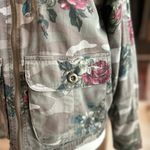 Jolt  Floral Camo Utility Jacket Size Small Photo 2