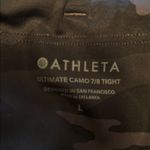 Athleta  ultimate camo 7/8 stash pocket sz L Photo 4