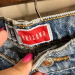 Arizona Jeans Vintage  size 11 bleach splatter cut off ankle jeans Photo 9