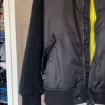 🆕 Black Nylon Bomber Jacket Sz Med Photo 1