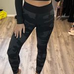Better Bodies Leggings Photo 2